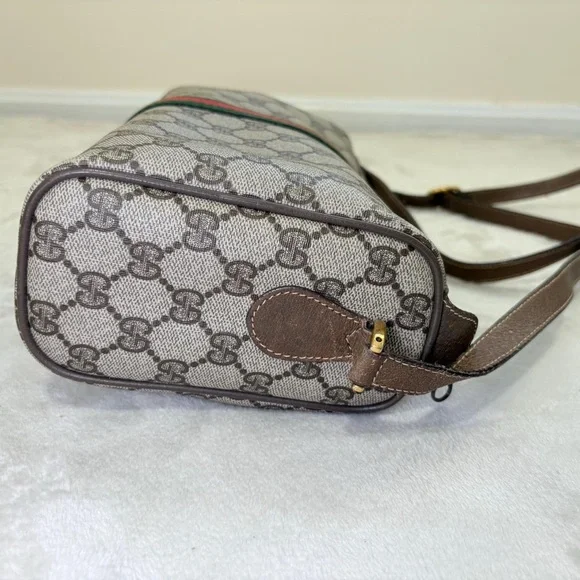 Vintage Gucci Monogrammed GG Supreme purse with red and green stripe - Picture 6 of 11